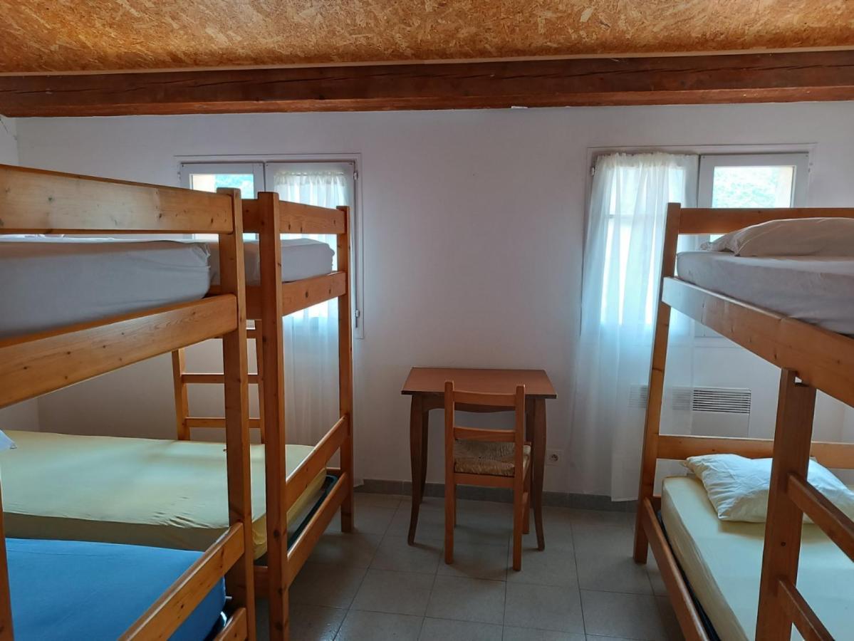 Auberge De Calendal Hotel Aiglun  Buitenkant foto