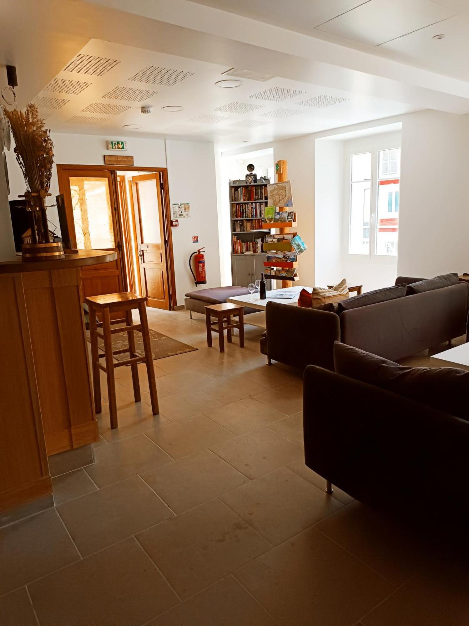 Auberge De Calendal Hotel Aiglun  Buitenkant foto